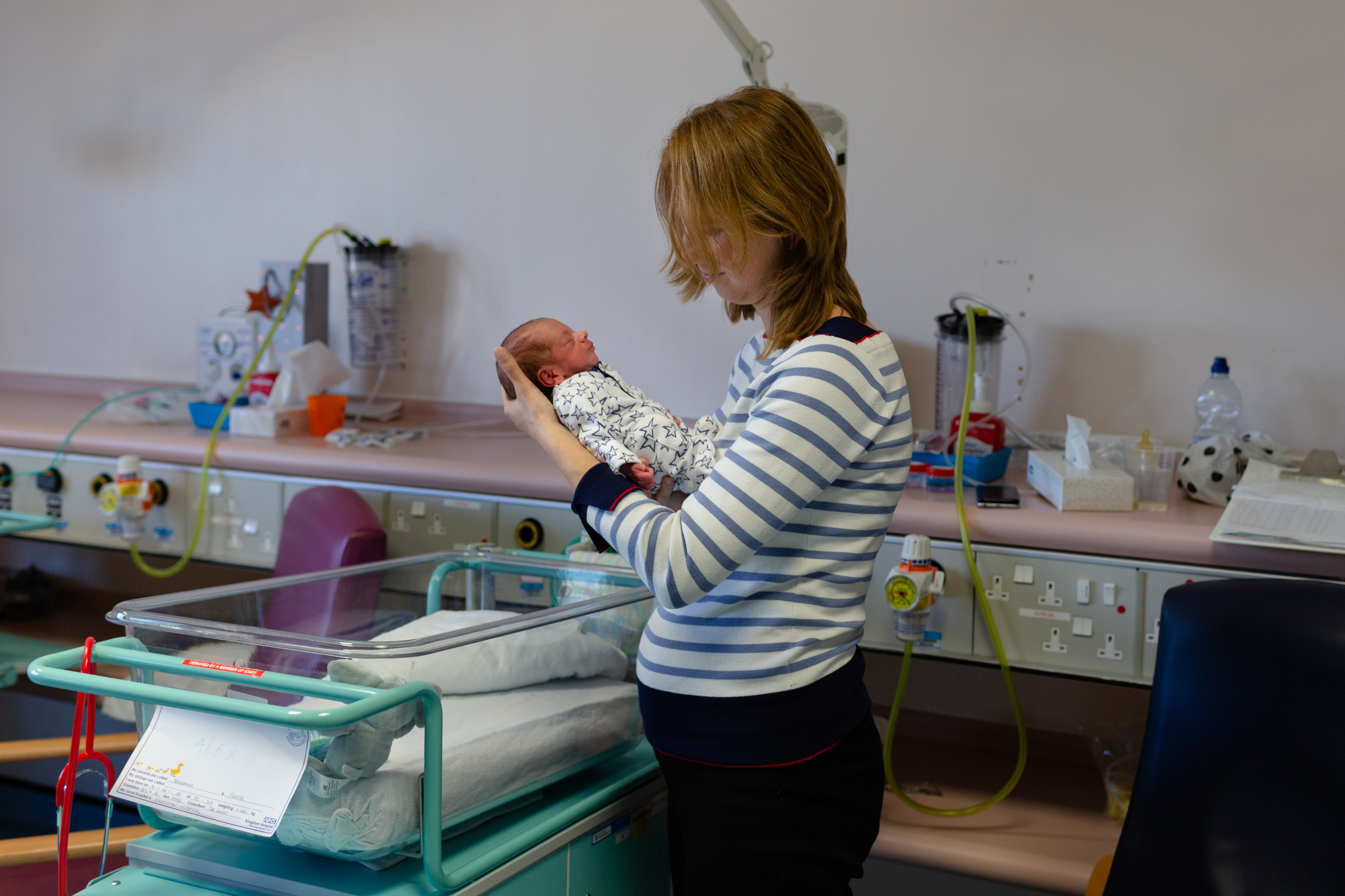 Premature baby neonatal photoshoot Kinston Surrey