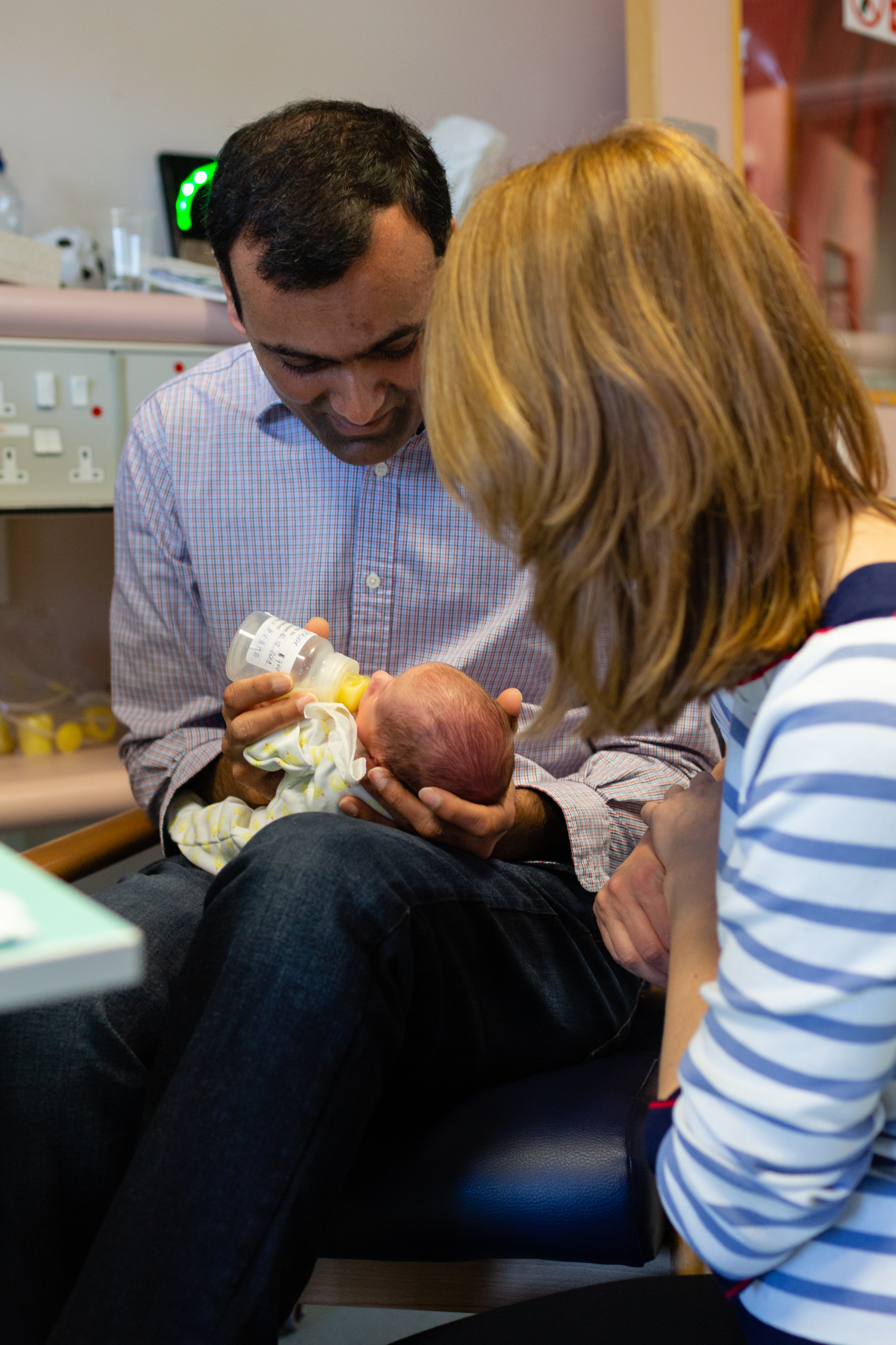 Premature baby neonatal photoshoot Kinston Surrey