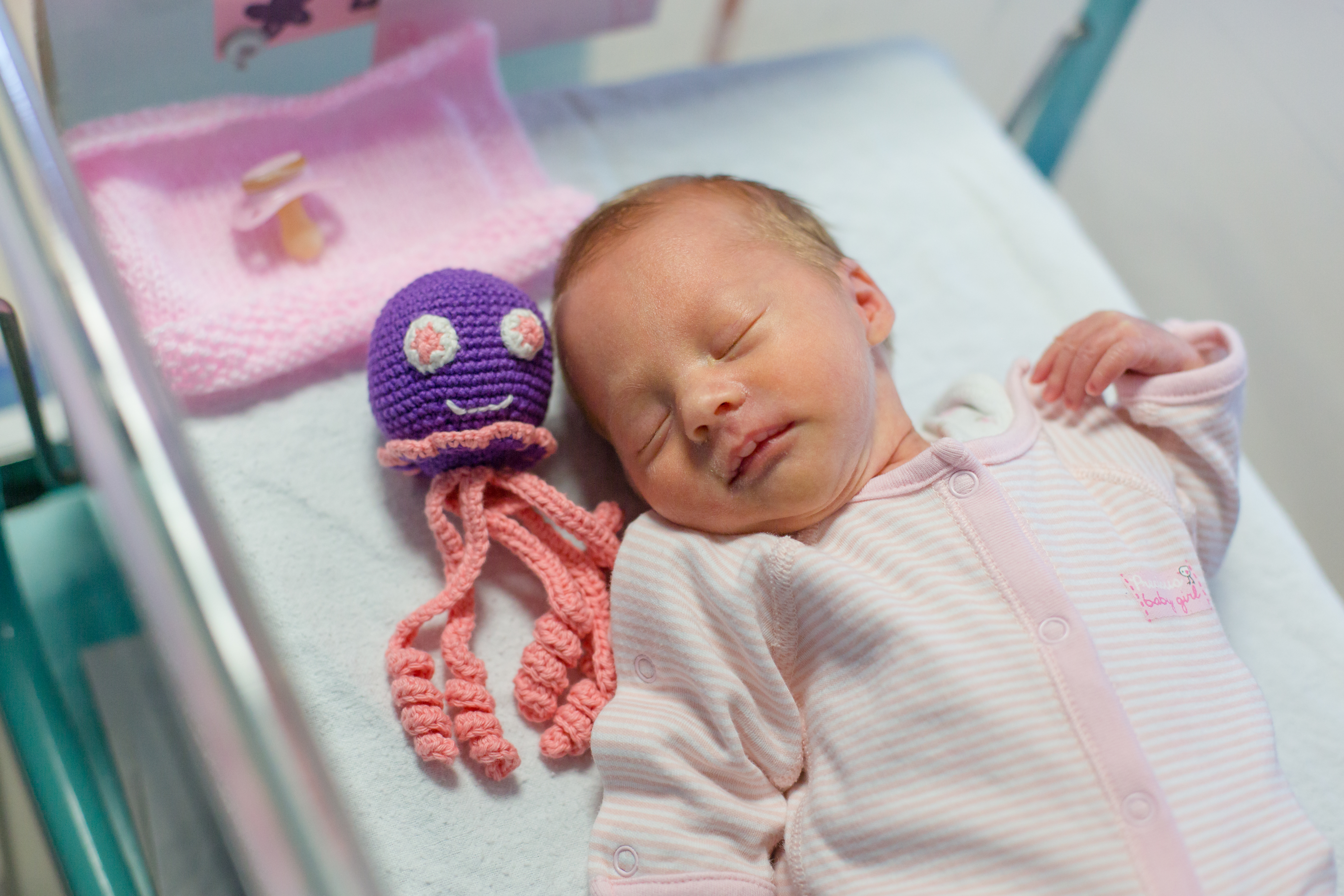 premature baby photography Kingston Surrey