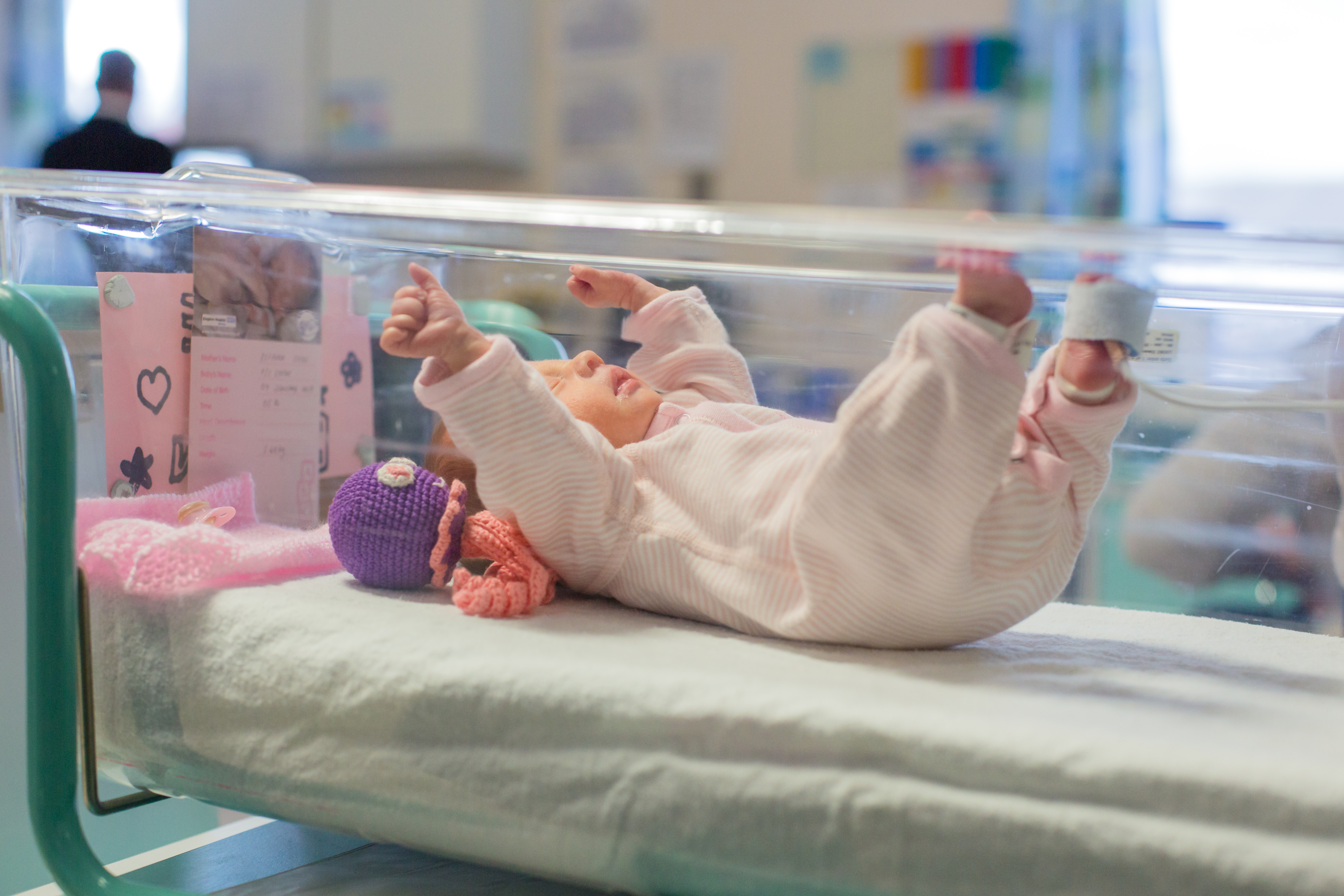 Premature baby neonatal photoshoot Kinston Surrey