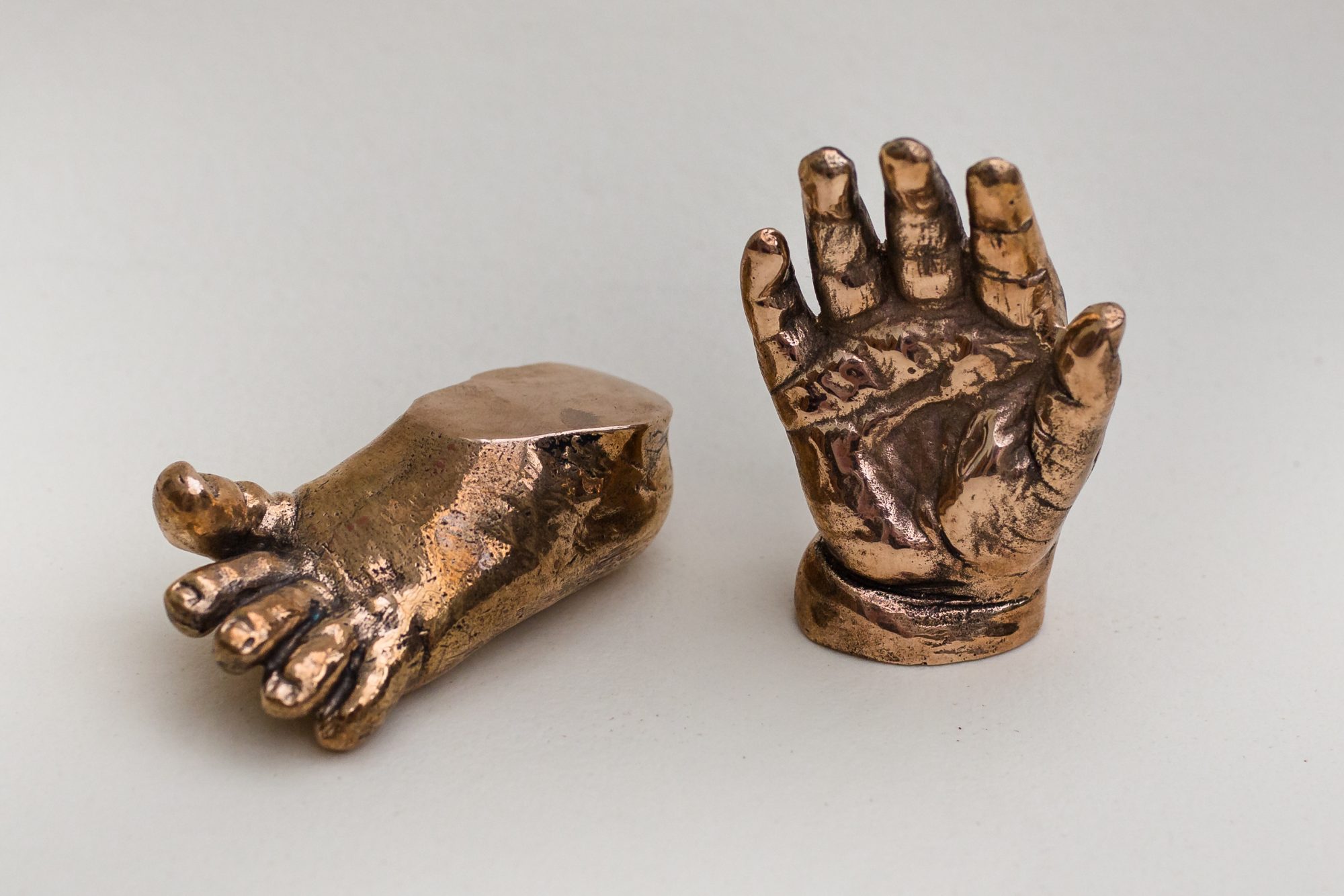 Casting Love 3D casts